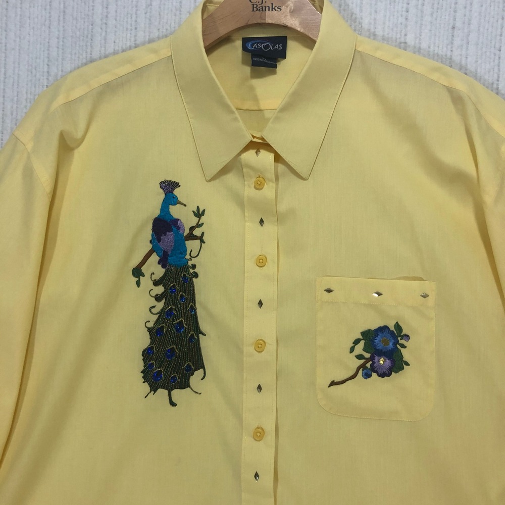 Las Olas Womens 2X Yellow Peacock Embroidered Button Down Shirt Studded